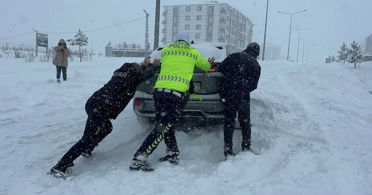 Ardahan’da yoğun kar yağışı hayatı olumsuz etkiledi