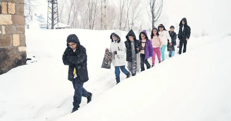 Batı’da yağmur Doğu’da kar