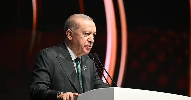 Cumhurbaşkanlığı İletişim Başkanlığı Cumhurbaşkanı Recep Tayyip Erdoğan’ın Antalya Diplomasi Forumu (ADF) konuşmasını 3 dilde kitaplaştırdı