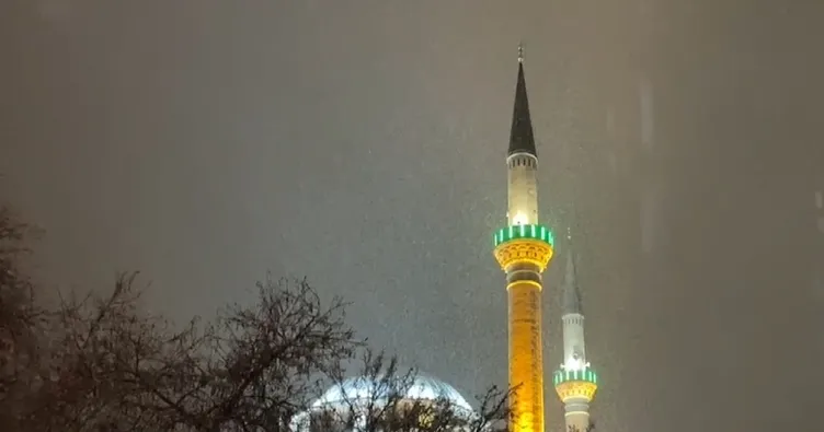 Kayseri’de kar yağışı etkili oldu