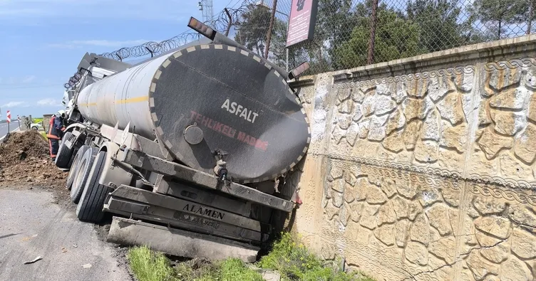 Nusaybin’de ham petrol yüklü tanker karakol duvarına çarptı: 1 yaralı