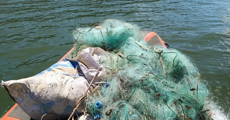 Obruk barajı’nda kaçak avcılığa darbe! Metrelerce ağ yakalandı