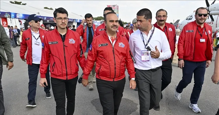 Bakan Kacır’dan Teknofest kuşağına destek