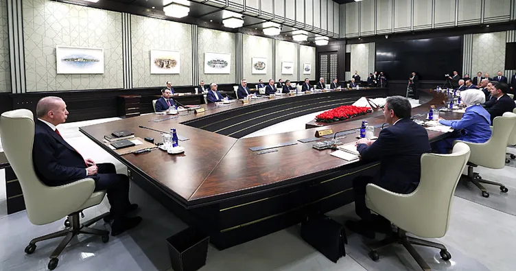 SON DAKİKA… Başkan Erdoğan yarın Cumhurbaşkanlığı Kabinesi’ni topluyor: Okul saldırıları ve Gülistan Doku dosyası masada!