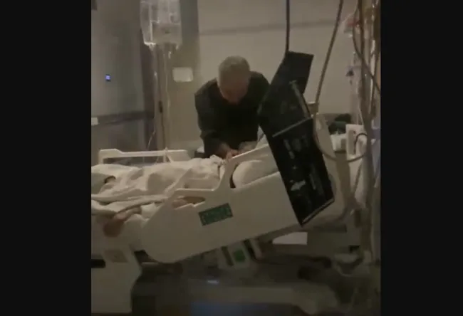 son-dakika-vicdanlar-buz-kesti-hasta-yatagindaki-babasina-oyle-bir-sey-yapti-ki-gorenlerin-kani-dondu-1776674260330.png (888×606)