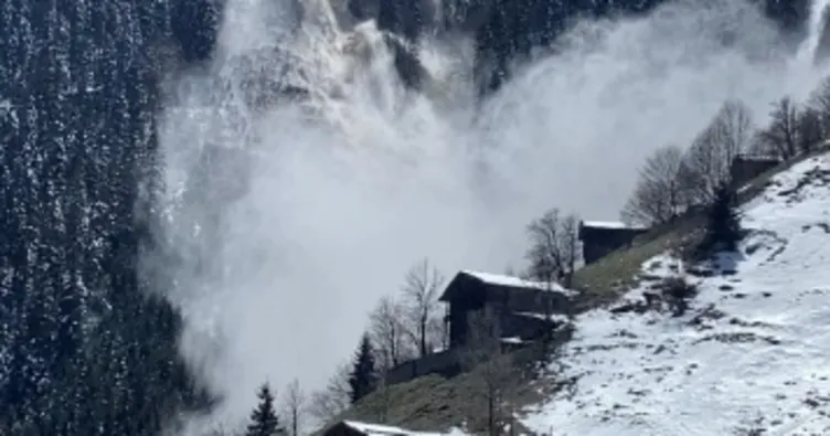 Trabzon Çaykara’da çığ düştüğü an kamerada