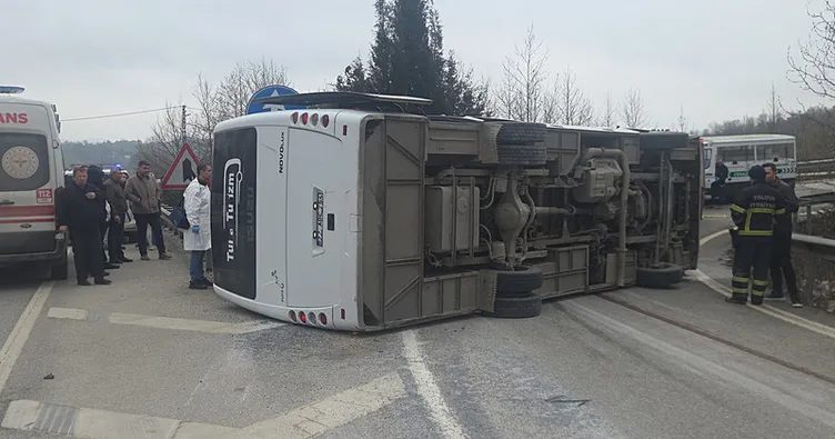 Yalova’da işçileri taşıyan midibüs devrildi: Ölü ve yaralılar var