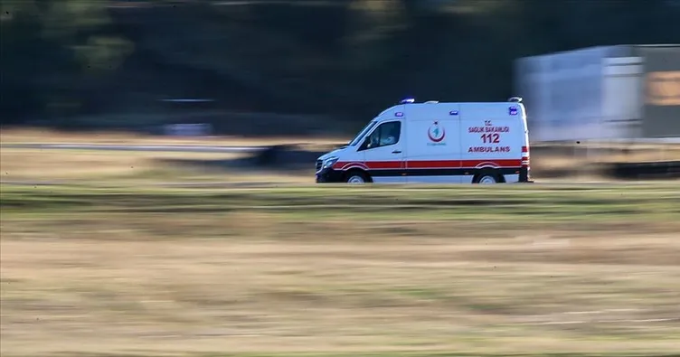Yemek yiyen üniversite hocası maganda kurbanı oldu